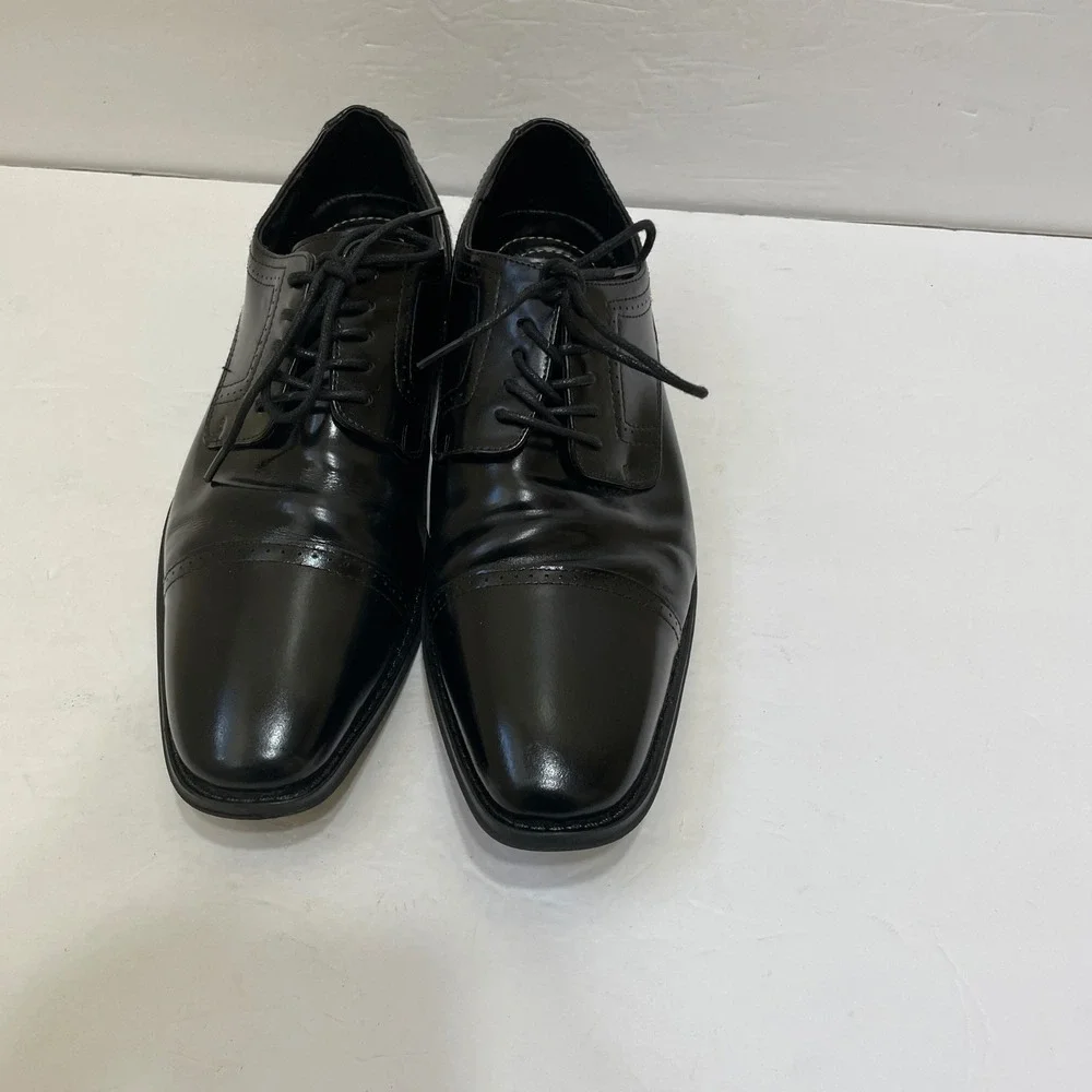 EXCELLENT CONDITION STACY ADAMS SQUARE TOE OXFORDS IN BLACK‎ LEATHER